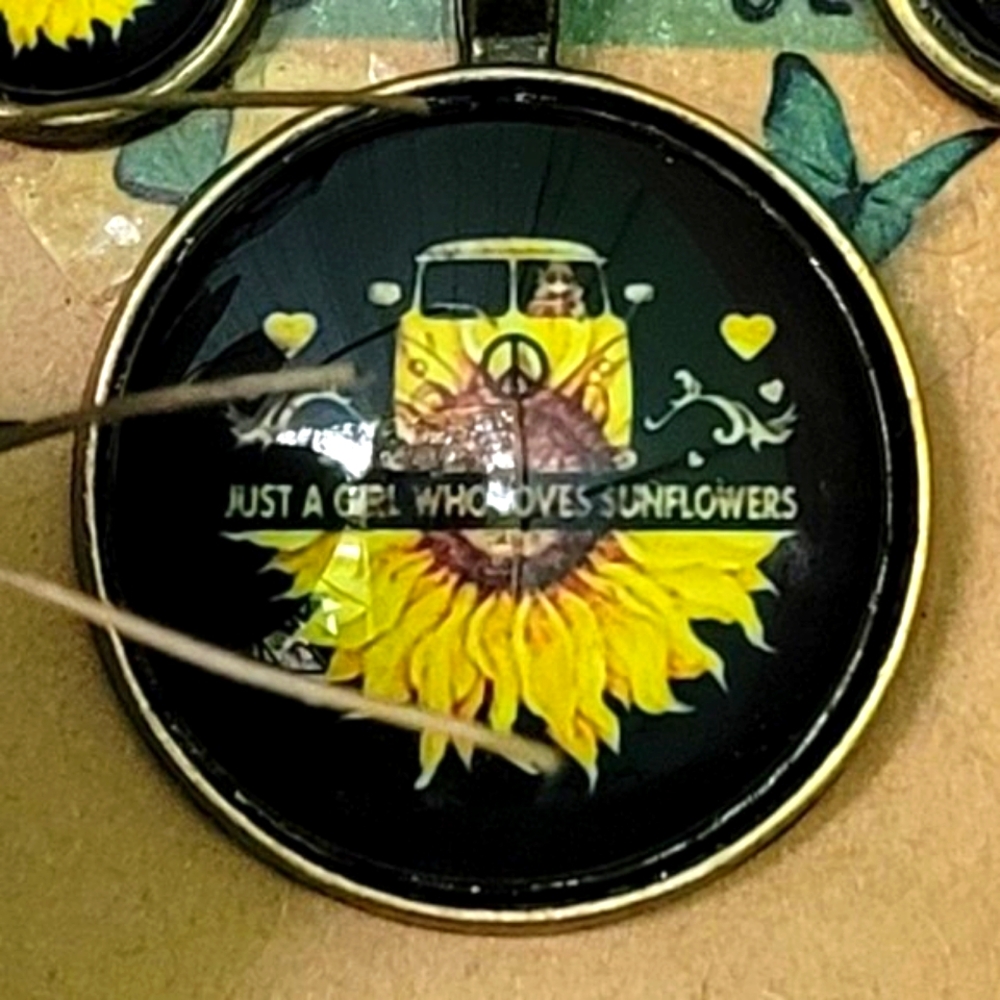 Sunflower's Pendant and Earring Set "Just a Girl Who Loves Sunflowers"-NWT
